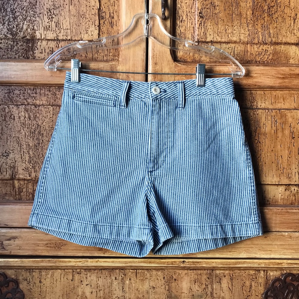 Madewell Emmett Shorts in Piper Stripe Faded Denim (J2525) Size 26